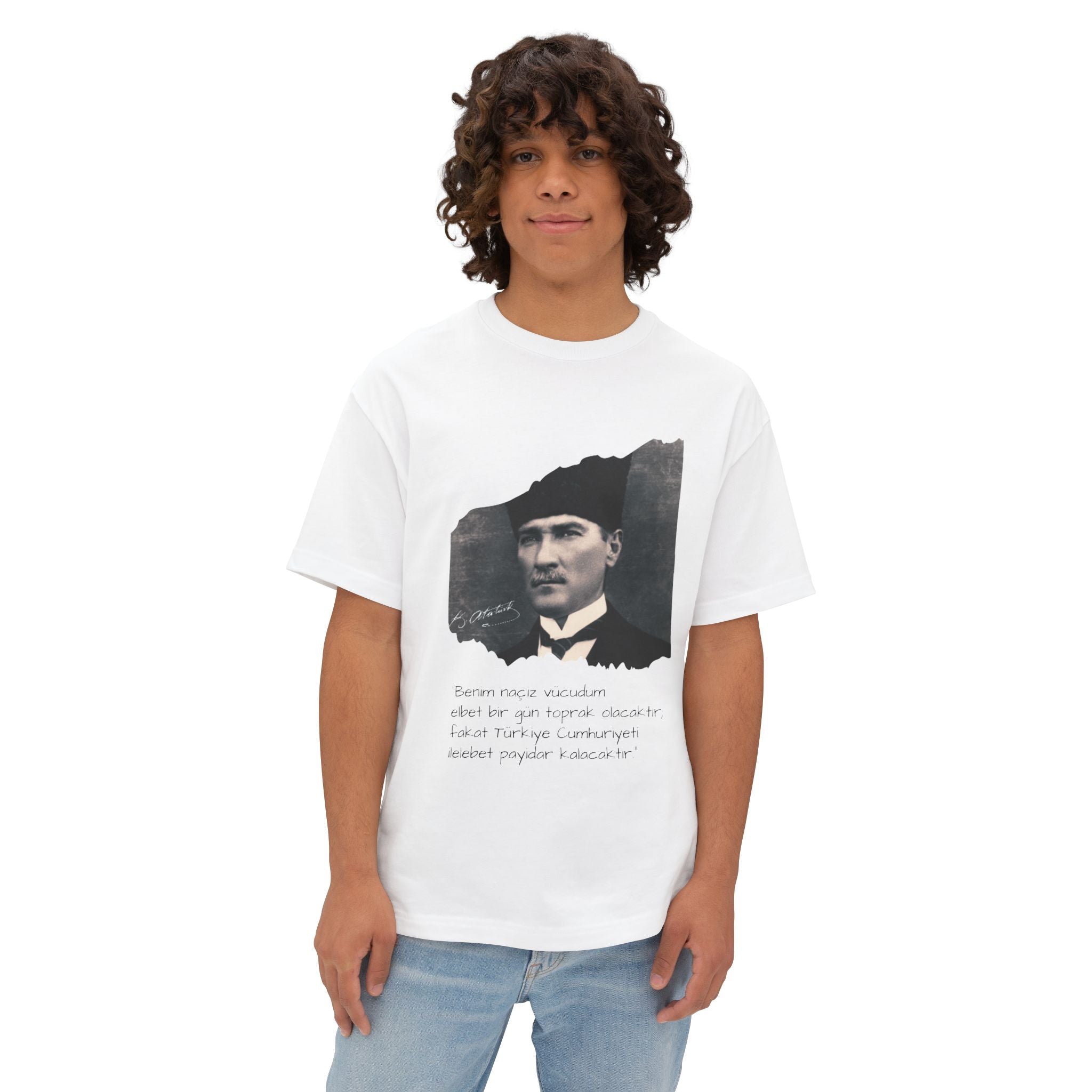 Atatürk Porträt Graphic Tee - Oversized Boxy T-Shirt
