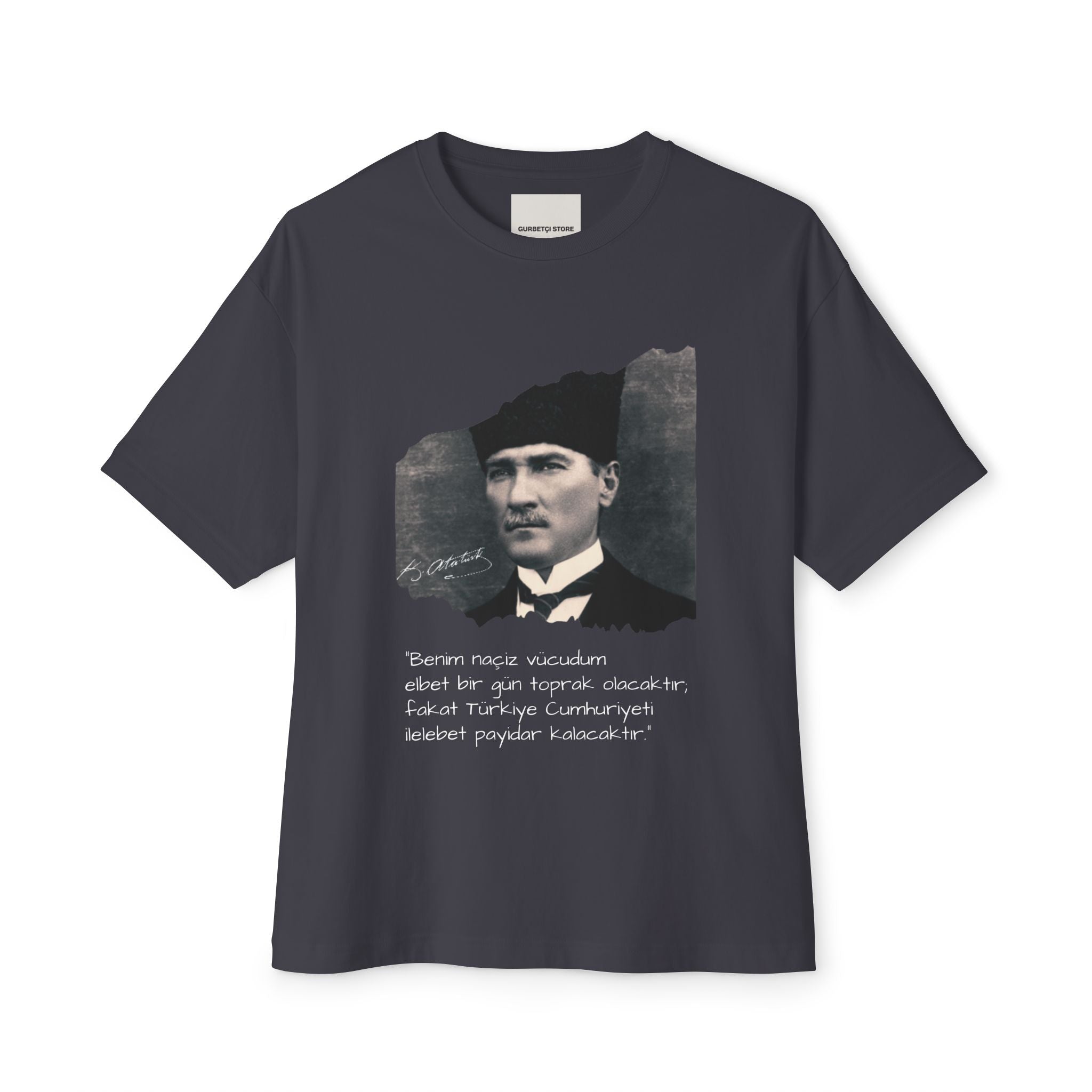 Atatürk Porträt Graphic Tee - Oversized Boxy T-Shirt